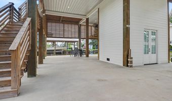 4059 Robin St, Bay St. Louis, MS 39520