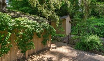 16 Lenape Ave, Andover, NJ 07860