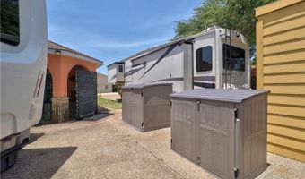 1 Augusta Cir, Aransas Pass, TX 78336