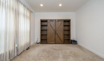 41 Gina Dr, Allentown, NJ 08501