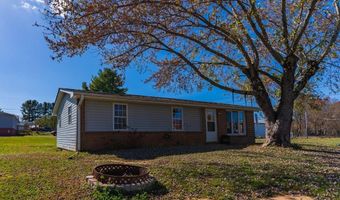 14 Pickett Dr, Austinville, VA 24312