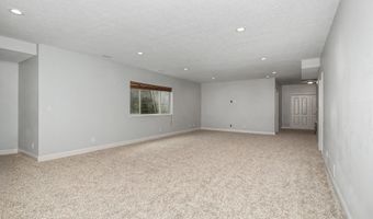 3305 Sedwick St, Ames, IA 50010