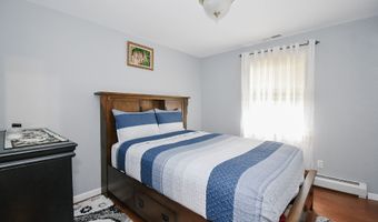 159 Birch Dr, Cheshire, CT 06410