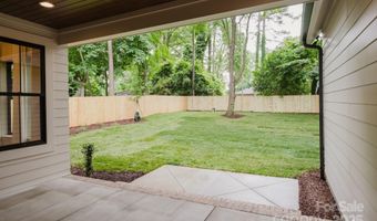 1807 Arnold Dr, Charlotte, NC 28205