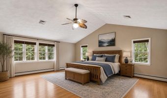 22 Lakewood Dr, Alton, NH 03810