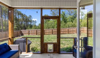 183 Rough Ridge Trl, Aberdeen, NC 28315