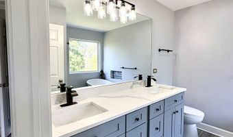 1145 Mackenzie Dr, Antioch, IL 60002