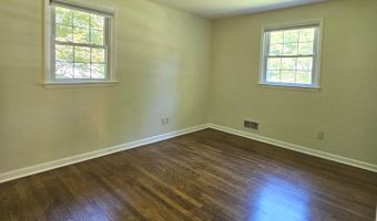 8925 FALLING CREEK Ct, Annandale, VA 22003
