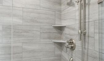 31 Lane 345 Crooked Lk, Angola, IN 46703