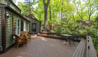 17 Long Hill Farm, Guilford, CT 06437