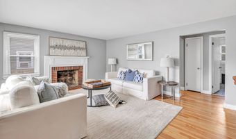 84 Oxford St, Bridgeport, CT 06606