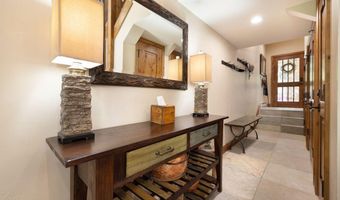 101 Highlands Ln 21, Beaver Creek, CO 81620