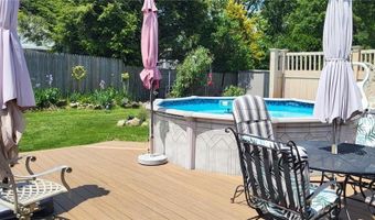 6 Colonial Rd, Coventry, RI 02816