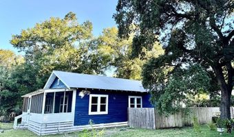 201 12th St, Apalachicola, FL 32320