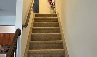 2 CLARK Dr, Barrington, NJ 08007