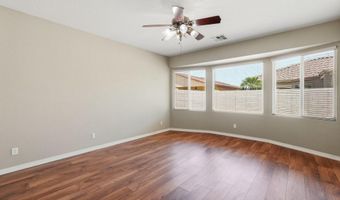 3220 E GLENEAGLE Dr, Chandler, AZ 85249