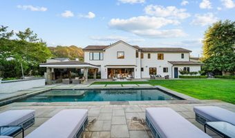 2116 Shadow Creek Dr, Agoura Hills, CA 91301