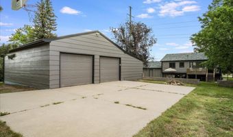2114 PARK Ave, Cheyenne, WY 82007
