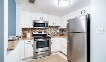 572 ORANGE Dr 57, Altamonte Springs, FL 32701