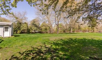 246 Long Hwy, Little Compton, RI 02837