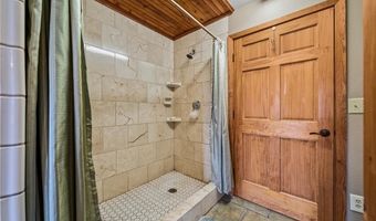 1323 Hilltop Dr, Alma, AR 72921