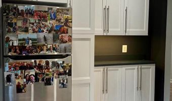 2004 QUAY VILLAGE Ct #101, Annapolis, MD 21403