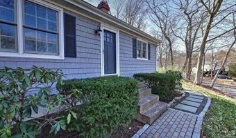 94 Stannard Ave, Branford, CT 06405