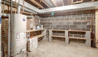 5028 25TH St N, Arlington, VA 22207