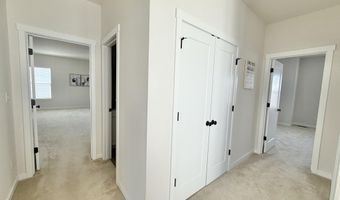 6394 S Trailwoods Dr, Ann Arbor, MI 48103