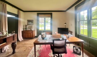 382 S Main St, Alburgh, VT 05440