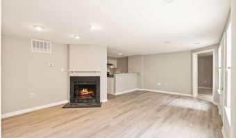 4401 PEMBROOK VILLAGE Dr 102, Alexandria, VA 22309