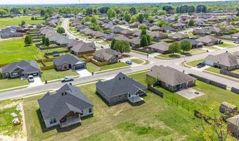 1310 Big Oak Dr, Alma, AR 72921