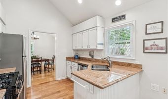 1102 Pine Grove Dr, Alpharetta, GA 30009