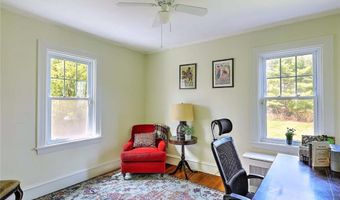 32 Chapin Rd, Barrington, RI 02806