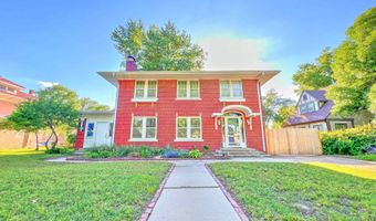 909 N 2nd St, Arkansas City, KS 67005