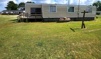 4590 Wilson Dr, Ayden, NC 28513