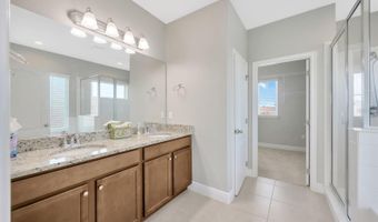 7010 OLD BENTON Dr, Apollo Beach, FL 33572