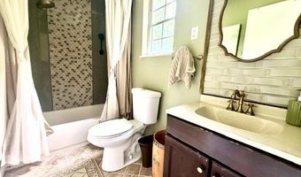 1 Collins Ln, Barboursville, WV 25504