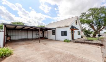 209 D Ave, Abernathy, TX 79311