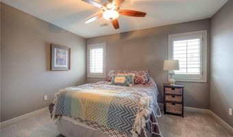 823 155th Cir, Basehor, KS 66007
