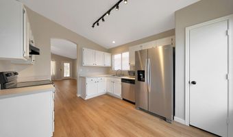 960 E TYSON St, Chandler, AZ 85225