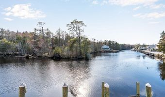 20 Dune Dr, Bayville, NJ 08721