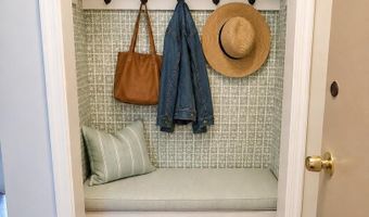 4901 AMERICANA Dr #202, Annandale, VA 22003