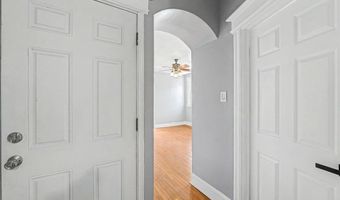 121 N Kingston Ave Top Floor, Atlantic City, NJ 08401