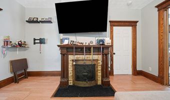 225 Seeley St, Adrian, MI 49221