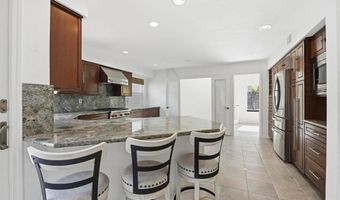 2070 Tiffany Dr, Oceanside, CA 92056