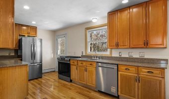 148 North Rd, Hopkinton, RI 02833