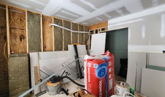 2029 N Hill Rd, Andover, VT 05143