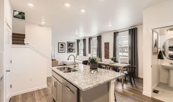 276 S Trussville St, Aurora, CO 80018