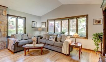 350 Brooke Meadow Rd, Berlin, CT 06037